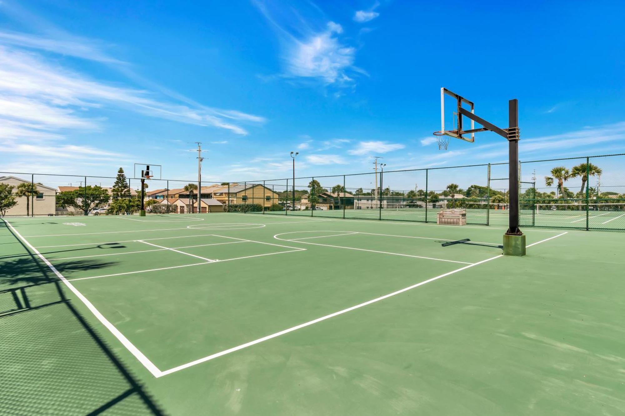 קייפ קנוורל Cape Winds Resort מראה חיצוני תמונה
