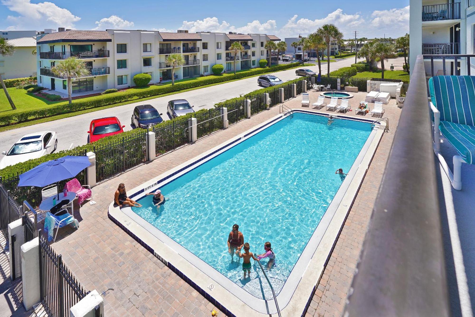 קייפ קנוורל Cape Winds Resort מראה חיצוני תמונה